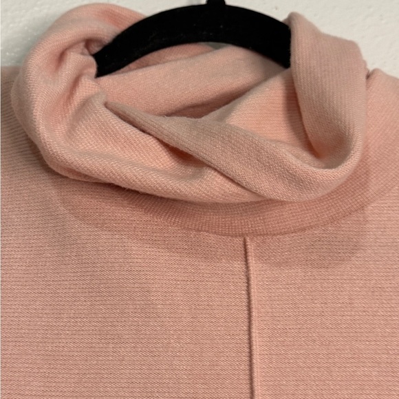 Calvin Klein Jeans Cozy Pink Turtleneck Sweater. Sz S/P. - Picture 2 of 7